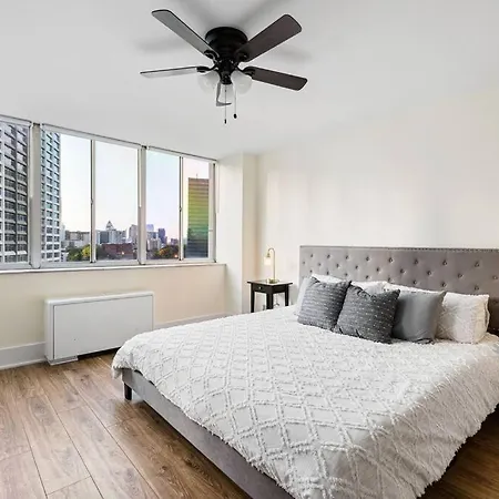 1109-Extra Lg-King Bed-1 Free Park-Fast Wifi-Dtw Apartment